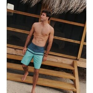 Fair Harbor Ozone Board Shorts Mens Large Hybrid Lined Beach Swim Gym Active
